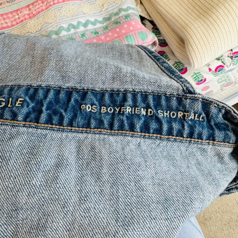 American Eagle‎ 90s Boyfriend Denim Shortalls Size XL Light Wash Distressed - Picture 4 of 10